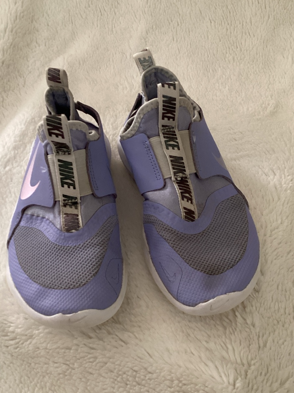 Nike Kids Flex Runner Lavender Slip-On Sneakers Sz 2.5